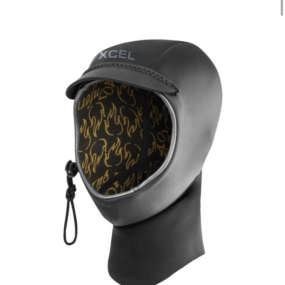 XCEL Men’s Black Surf Hood with Patterned Lining